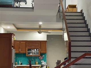 Bán nhà 1t3l ngay vincom lê văn việt giá 8 tỷ