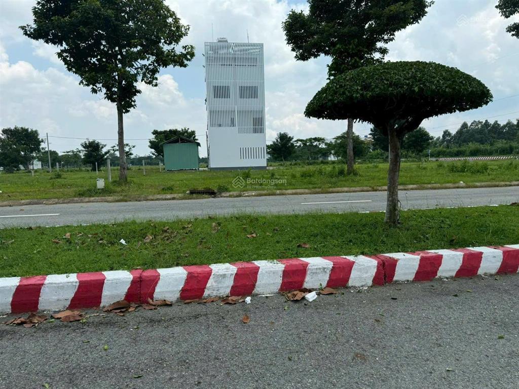 Bán đất đường lớn kinh doanh buôn bán lề 9m mt 7,2m