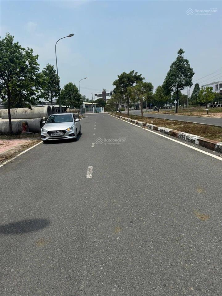 Bán hai lô liền kề đường n8 khu aeon p6 tân an