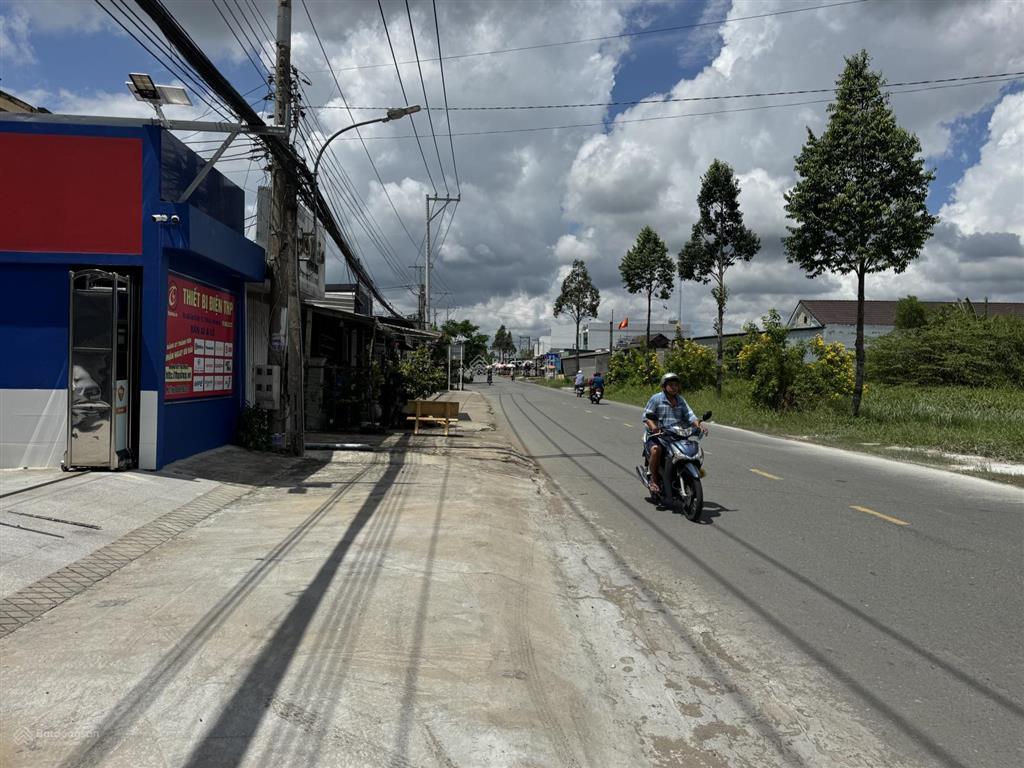 Bán toà nhà mặt tiền châu thị kim, p7, tp tân an