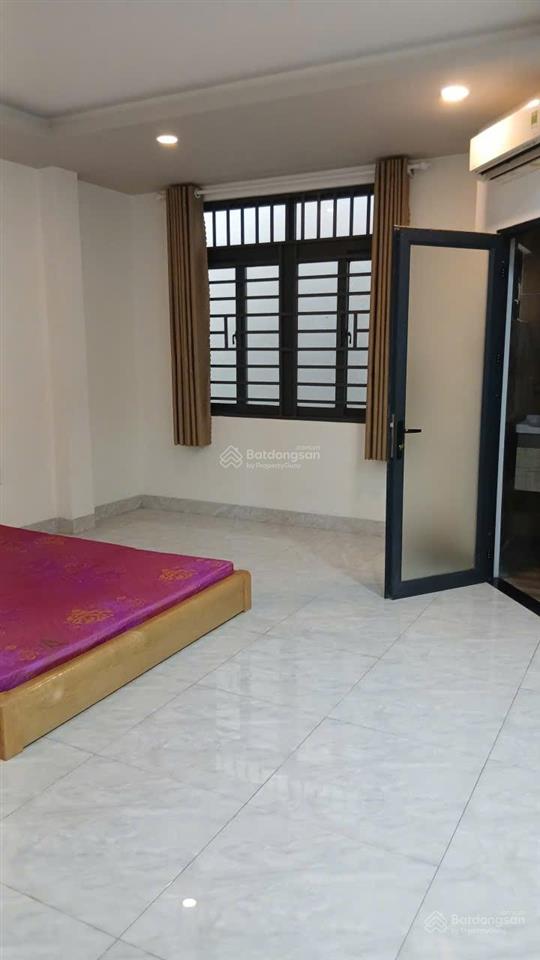 Cho thuê nhà nguyên căn 4 tầng mặt tiền lê thiết hùng (12m)