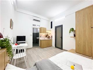 Căn studio nội thất xịn xò y hình ngay cmt8  sát cv lê thị riêng
