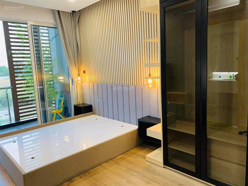Tôi cần cho thuê nhà phố palm residence dt 6x17m, 1 trệt 2 lầu, 4 phòng ngủ, giá tốt chỉ 35tr