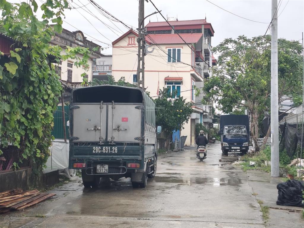 Cc bán lô 112m2 mt5m thôn đông tây xã vân nội. đường thông oto tránh. giá đầu tư. cc 0973 001 ***