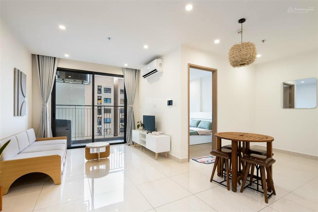 Chính chủ cần bán gấp căn hộ 2pn giá 6.2 tỷ ngay tại trung tâm thành phố với diện tích 84m2