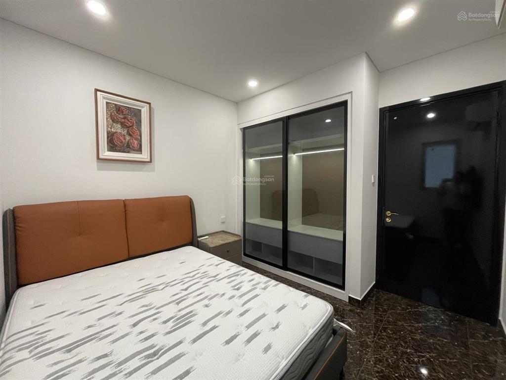 Chính chủ cần bán căn hộ 2pn rộng 115m2  8 tỷ nội thất siêu vip