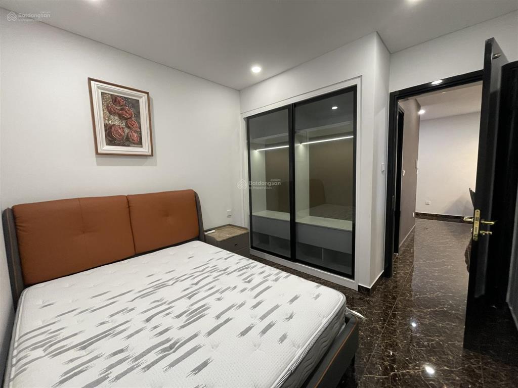 Chính chủ cần bán căn hộ 2pn rộng 115m2  8 tỷ nội thất siêu vip