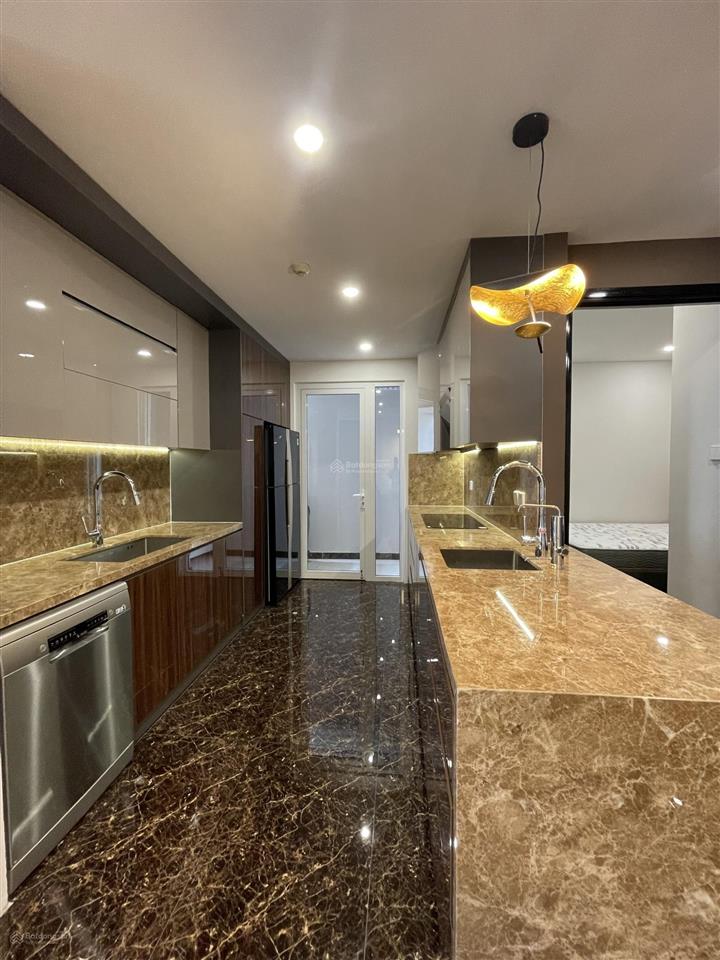 Chính chủ cần bán căn hộ 2pn rộng 115m2  8 tỷ nội thất siêu vip