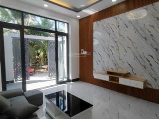 Cần bán nhà liền kề trung tâm hành chính