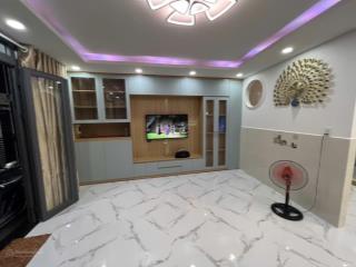 Bán nhà hẻm 77 đường chuyên dùng 9, phú thuận, giá chỉ 3,4 tỷ, dt 46 m2, 2pn 2wc.  0902 747 ***