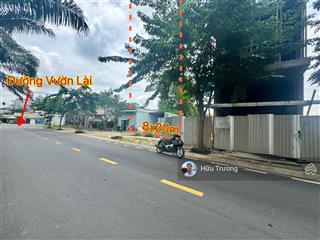 Lô đất cực đẹp 8x20m ngay sát mặt tiền vườn lài. cổng vào khu biệt thự senturia. vị trí đẹp lắm luo