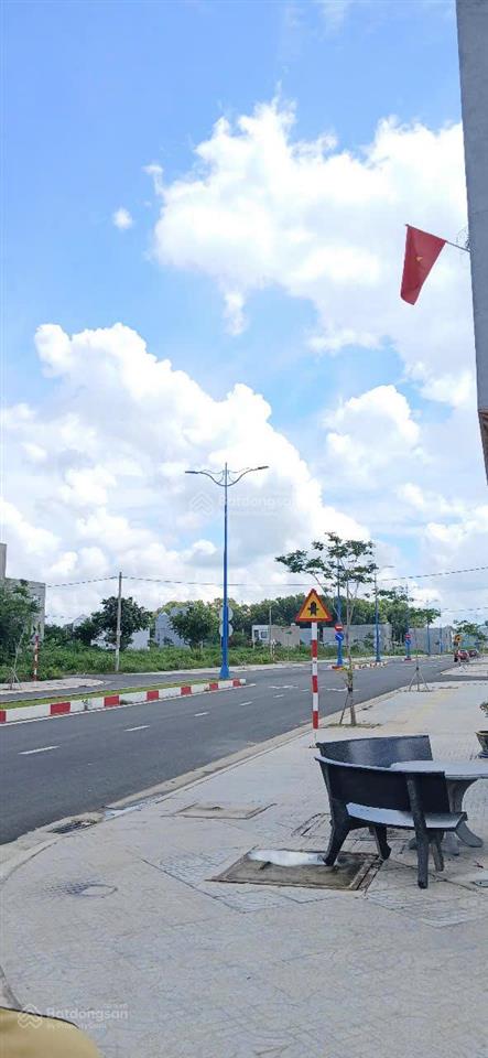 Cần bán vài thửa đất đẹp, giá tốt tại khu tđc hòa long, p. tam long  tp. hồ chí minh 5m x 17.5m.