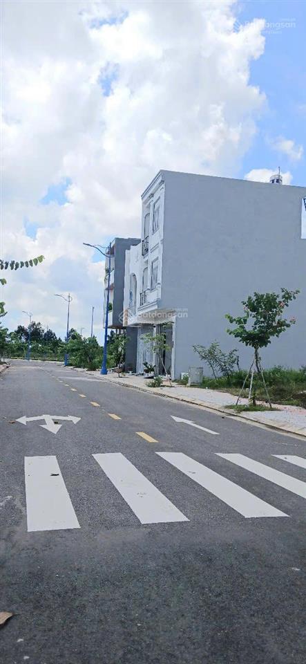 Cần bán vài thửa đất đẹp, giá tốt tại khu tđc hòa long, p. tam long  tp. hồ chí minh 5m x 17.5m.