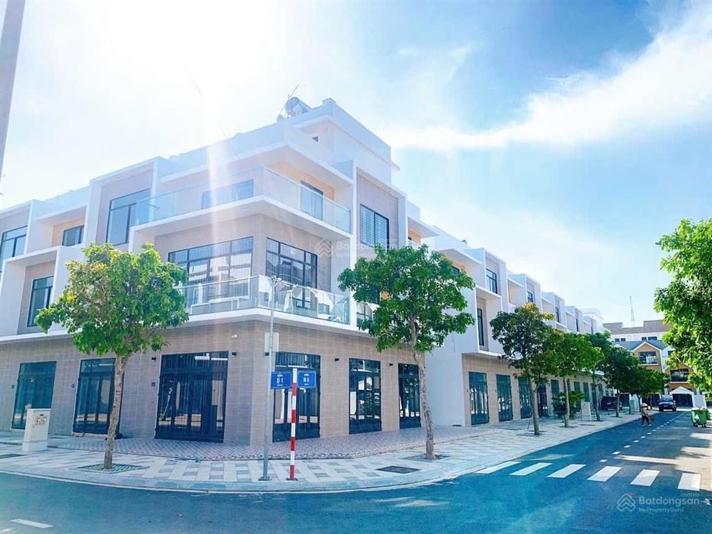 Bán gấp căn nhà liền kề barya city 1 trệt 02 lầu dt đất 90m2 đông nam 3.75 tỷ gần đh y dược