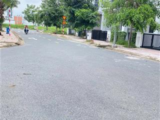 Gấp! bán đất chính chủ 100m2. sổ hồng riêng