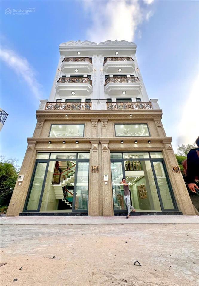 Bán nhà đẹp đường nguyễn hữu trí 5 x 16m shr