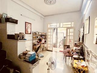 Nhà chính chủ cần bán giám giá 300 triệunhà 1 trệt 1 lầu, đ trần xuân soạn p tân hưng q7.