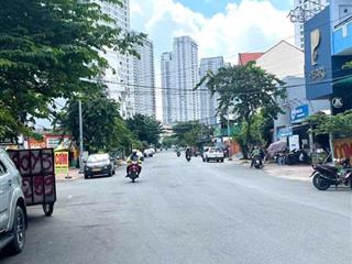 Giảm giá 1 tỷ  chính chủ cần bán nhà 1 trệt 2 lầu 5 phòng ngủ  kdc kiều đàm p. tân hưng quận 7