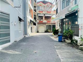 Chính chủ bán lô đất ngang 8m x 28m giá 24 tỷ  đường trần xuân soạn phường tân hưng quận 7.