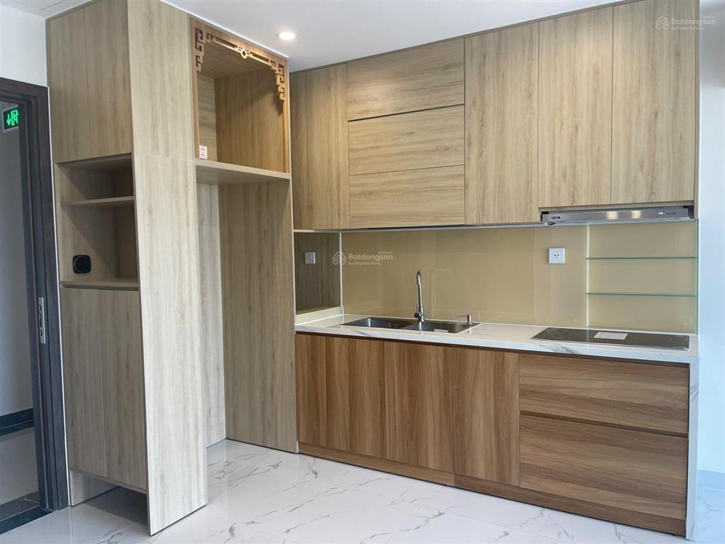 Căn 1pn+ nội thất gỗ cơ bản đầy đủ view thoáng gần vincomes vinhomes grand park the bevely solari