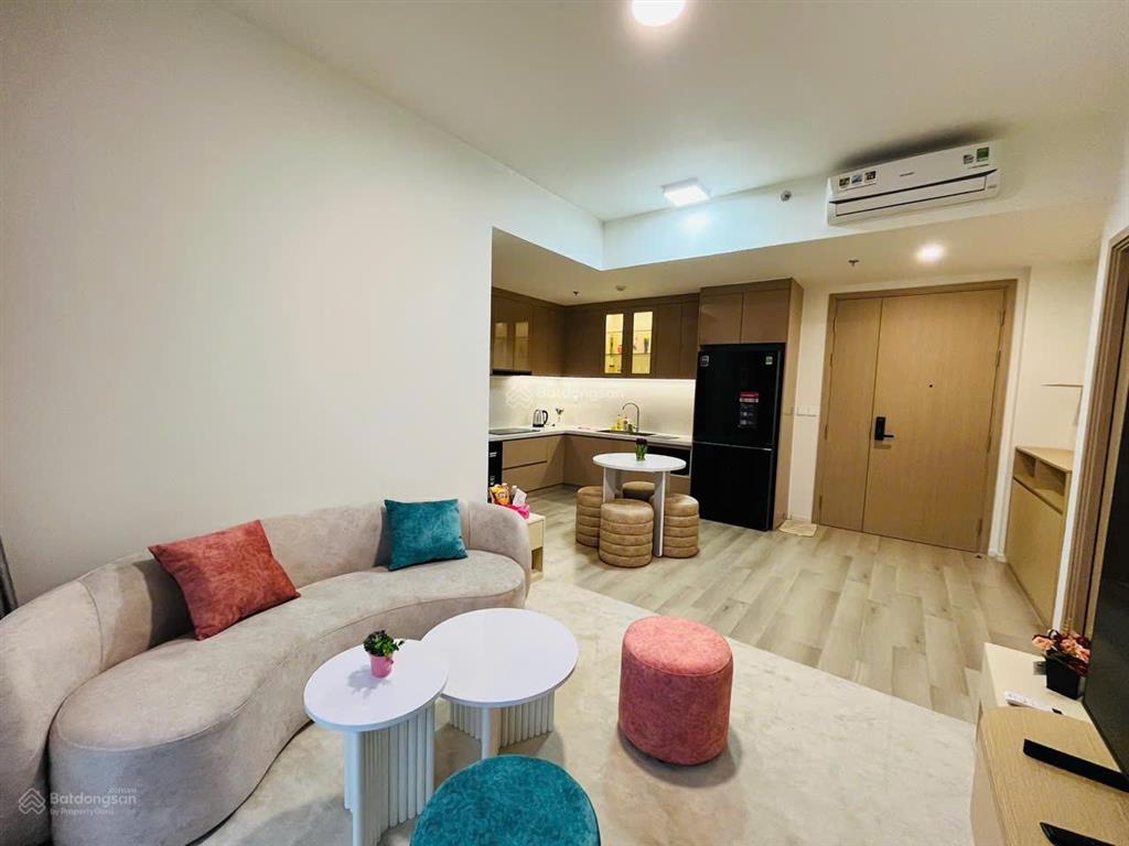 Căn 2pn full nội thất cao cấp lumiere masterise, vinhomes quận 9 diện tích lớn ở liền, view thoáng