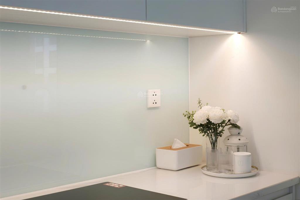 Cho thuê 2pn 2wc full nội thất sang trọng lumiere boulevard giá hời 12 triệu
