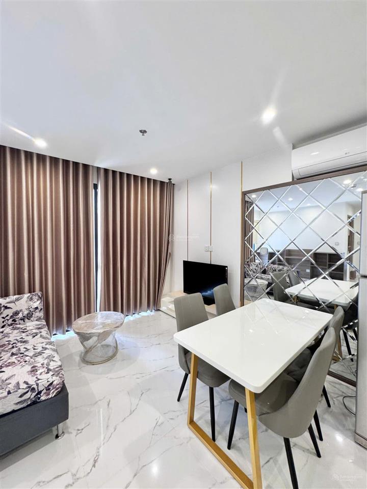 Cho thuê căn góc 2pn + 69m2 tại glory height