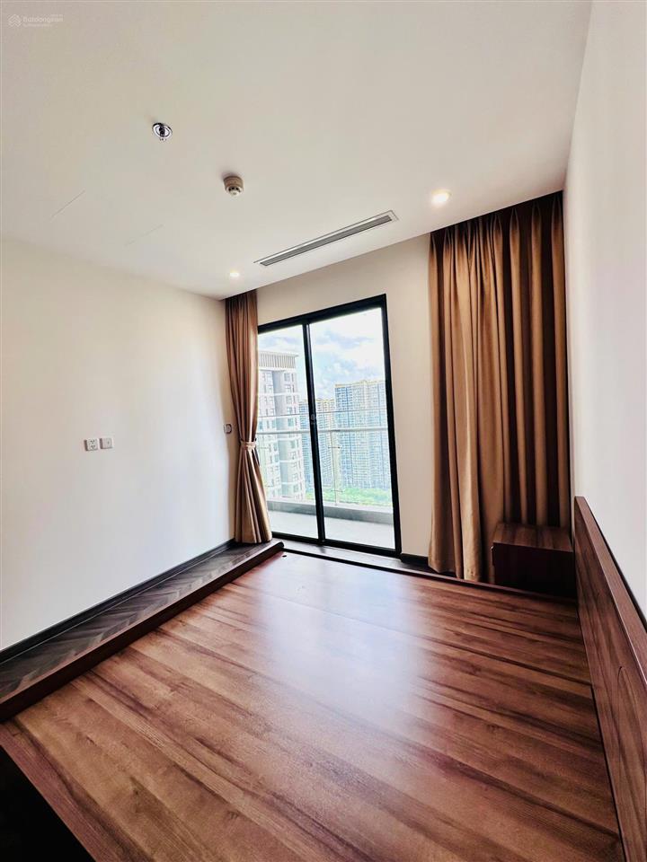 Cho thuê căn hộ 2pn the beverly có nội thất siêu cao cấp, xịn sò vinhomes q9