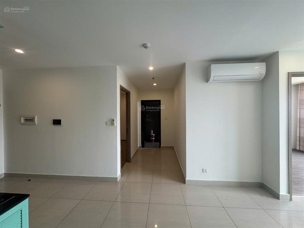 Bán căn 2 pn, 67m2 full nội thất giá chỉ 3,3 tỷ sẵn sổ công chứng ngay giá tốt t1/2026