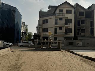 Bán căn liền kề góc flc đại mỗ, view 4 toà chung cư, nhìn đường 70 đại mỗ, cách aeon hà đông 500m
