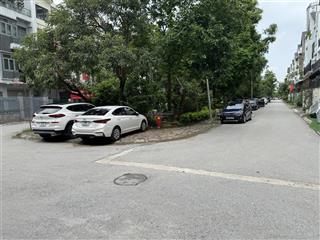Rao bán căn liền kề flc đại mỗ, view 4 toà chung cư, nhà hoàn thiện mới, cách aeon hà đông 500m.
