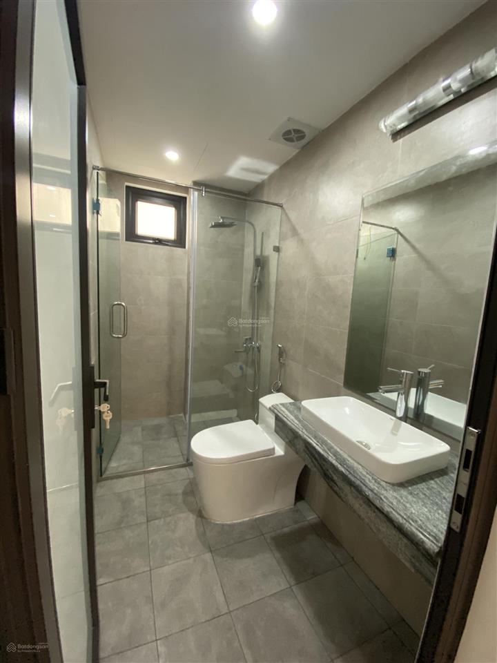 Cực hiếm nhà mới ôtô vào 55m2x6t lô góc phố đội nhân ba đình cực đẹp chỉ 17.5 tỷ