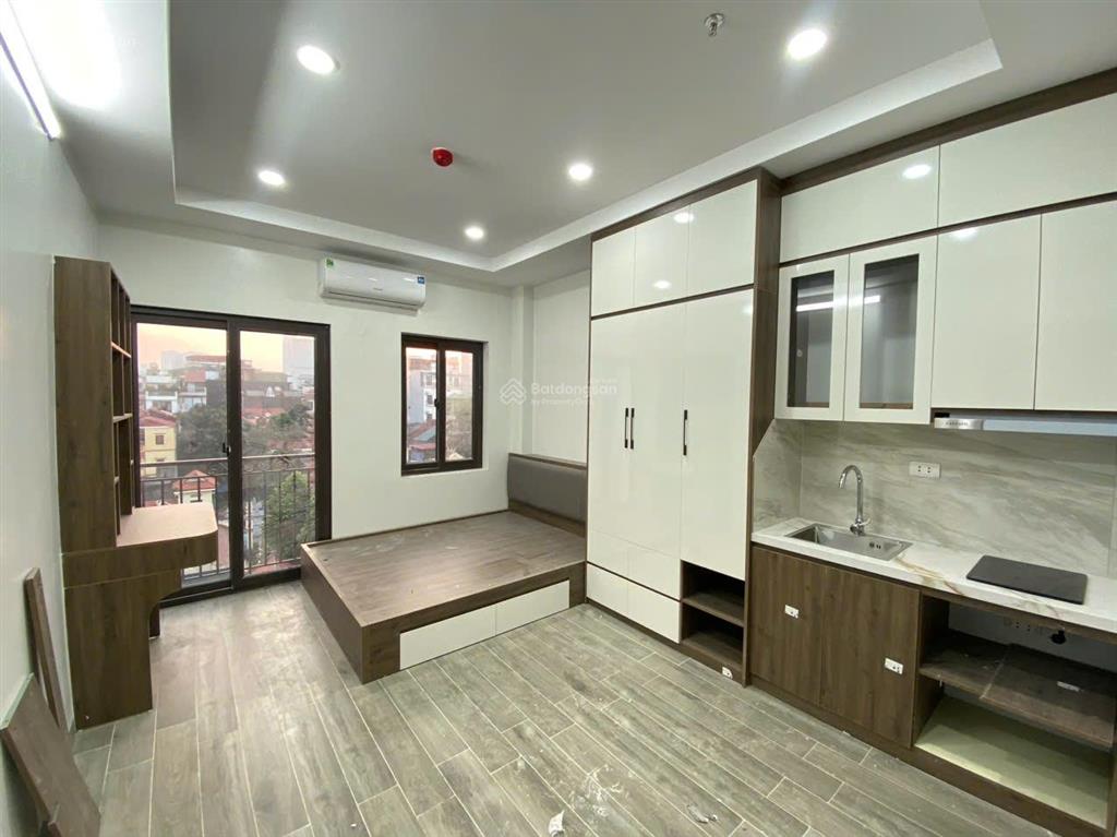 Bán tòa chdv thành thái cầu giấy 180m2x7t, dòng tiền 2.5 tỷ/năm