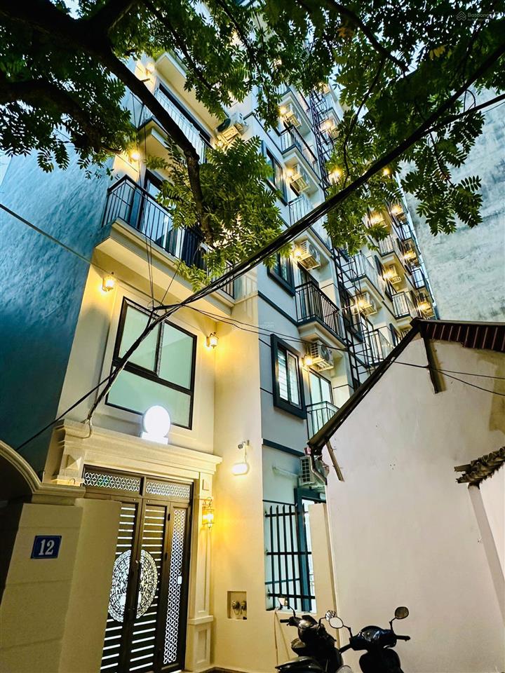 Bán tòa chdv 180m2x7t cực vip tại nguyễn khang cầu giấy doanh thu 2.5 tỷ/năm