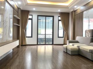 Cực hiếm nhà mới ô tô 7 chỗ vào 55m2x6t lô góc đường bưởi, vĩnh phúc, ba đình cực đẹp chỉ 17.5 tỷ