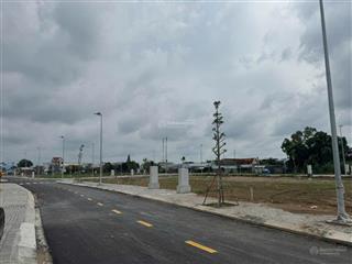 Chính chủ bán đất trung tâm cần đước