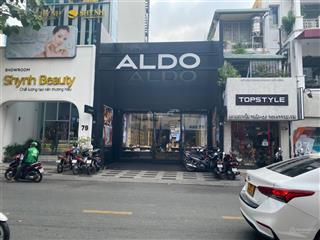 Chỉ 26 tỷ  mặt tiền lý thái tổ ngay vòng xoay ngã bảy quận 10. (dt 4.7m x 26m) hdt 65tr/tháng