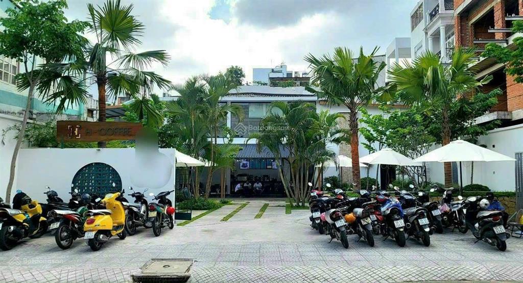 Bán nhà mặt tiền đường khu cư xá bắc hải, p15, q10. (dt 8x26m) nhà cấp 4  giá 57 tỷ