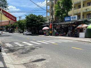 Chào bán nhà 2 tầng góc 2 mt vị trí kinh doanh đường 10.5m giá rẻ