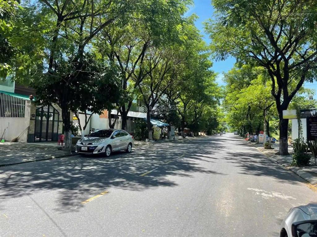 Cặp đường 10.5m trần nguyên đán sát biển hoà minh