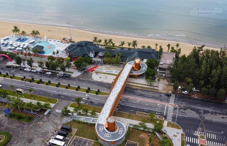 Chào bán lô góc khủng đường 33m đối diện cổng mikazuki trục thông biển