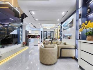 Nhà 3 tầng 3 mê lê văn thịnh cách biển chỉ 80m