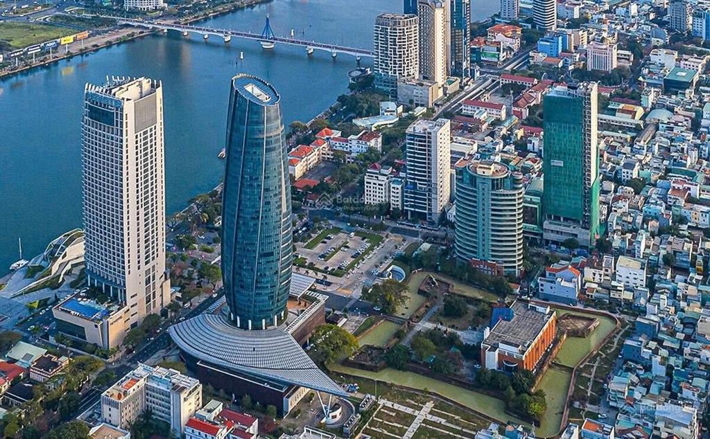 Góc 2 mt siêu vip đường 10.5m ninh tốn, kinh doanh sầm uất