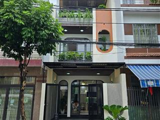 Bán nhà 3 tầng full nội thất gần bến xe trung tâm  đà nẵng