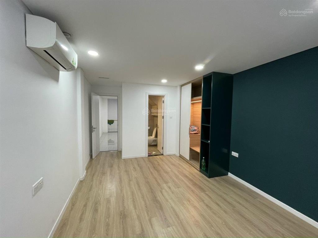 Quận 6, 7,7 tỷ  nhà mới  khu biệt lập đẳng cấp, thiết kế hiện đại. có chỗ đậu ô tô, công viên