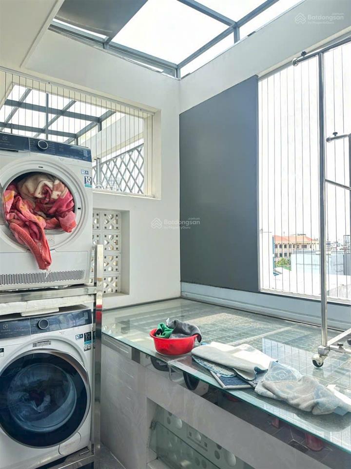 Bán nhà riêng 489 hậu giang, 8,95 tỷ, 43m2, 5 tầng, 3pn, 4wc, hướng đông bắc