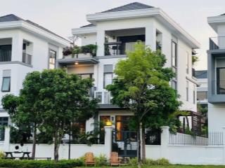 Bán biệt thự góc ngang 12m dài 20m giá 52tr/m2, đã nhận nhà, năm sau có sổ, bao giá toàn thị trường