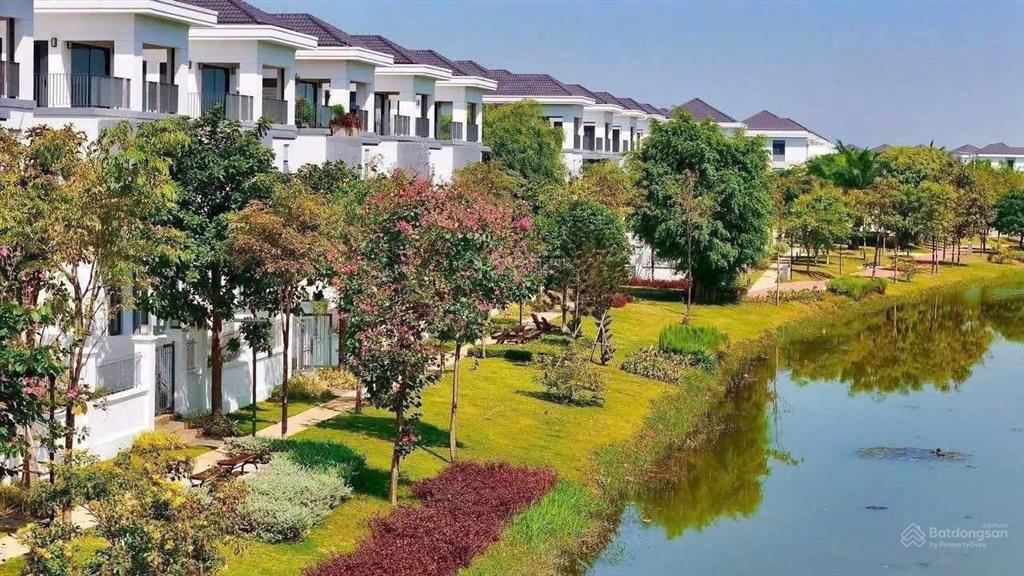 Bán biệt thự góc ngang 12m dài 20m giá 52tr/m2, đã nhận nhà, năm sau có sổ, bao giá toàn thị trường