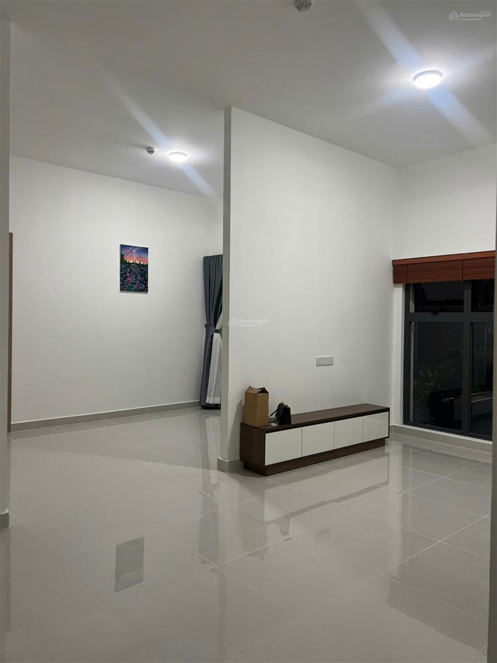 Cho thuê nhiều căn cơ bản 6,5tr. căn góc có nội thất 7tr.  0901 332 ***