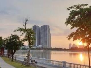Bán căn biệt thự đơn lập hoàng lan mặt hồ dự án vinhomes green bay mễ trì  306m2